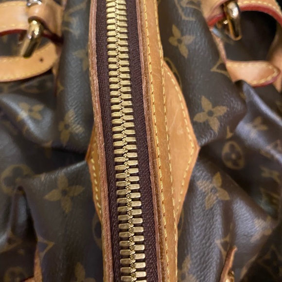 💋Authentic Louis Vuitton Tivoli GM💋 - Picture 6 of 12